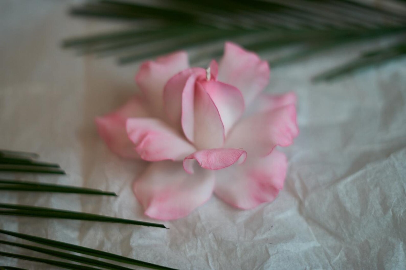 Realistic Beeswax Rose Candle 3