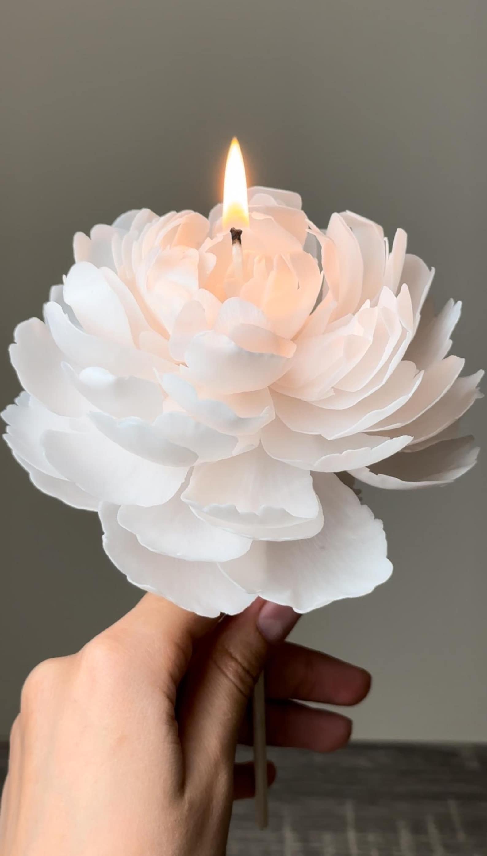 Realistic Peony Candle 2