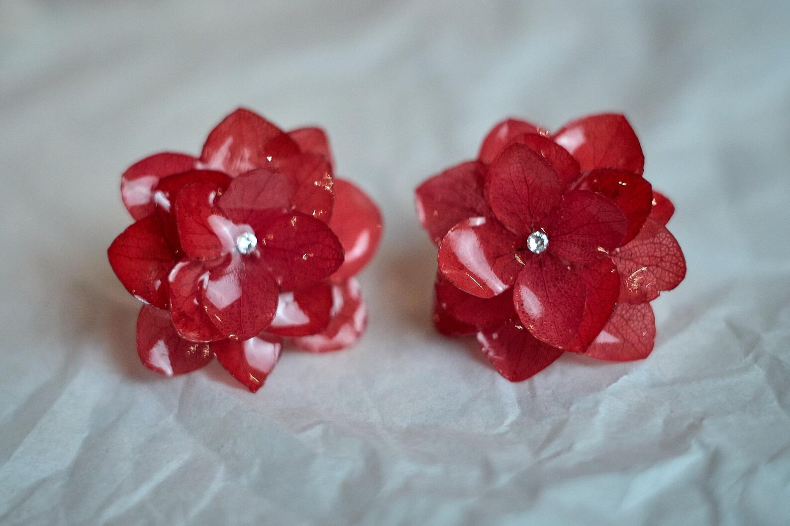 Red Hydrangea Resin Earrings 2